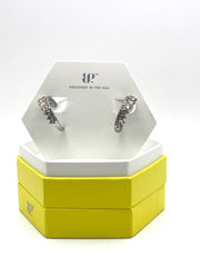 She's a Keeper-RBP7864