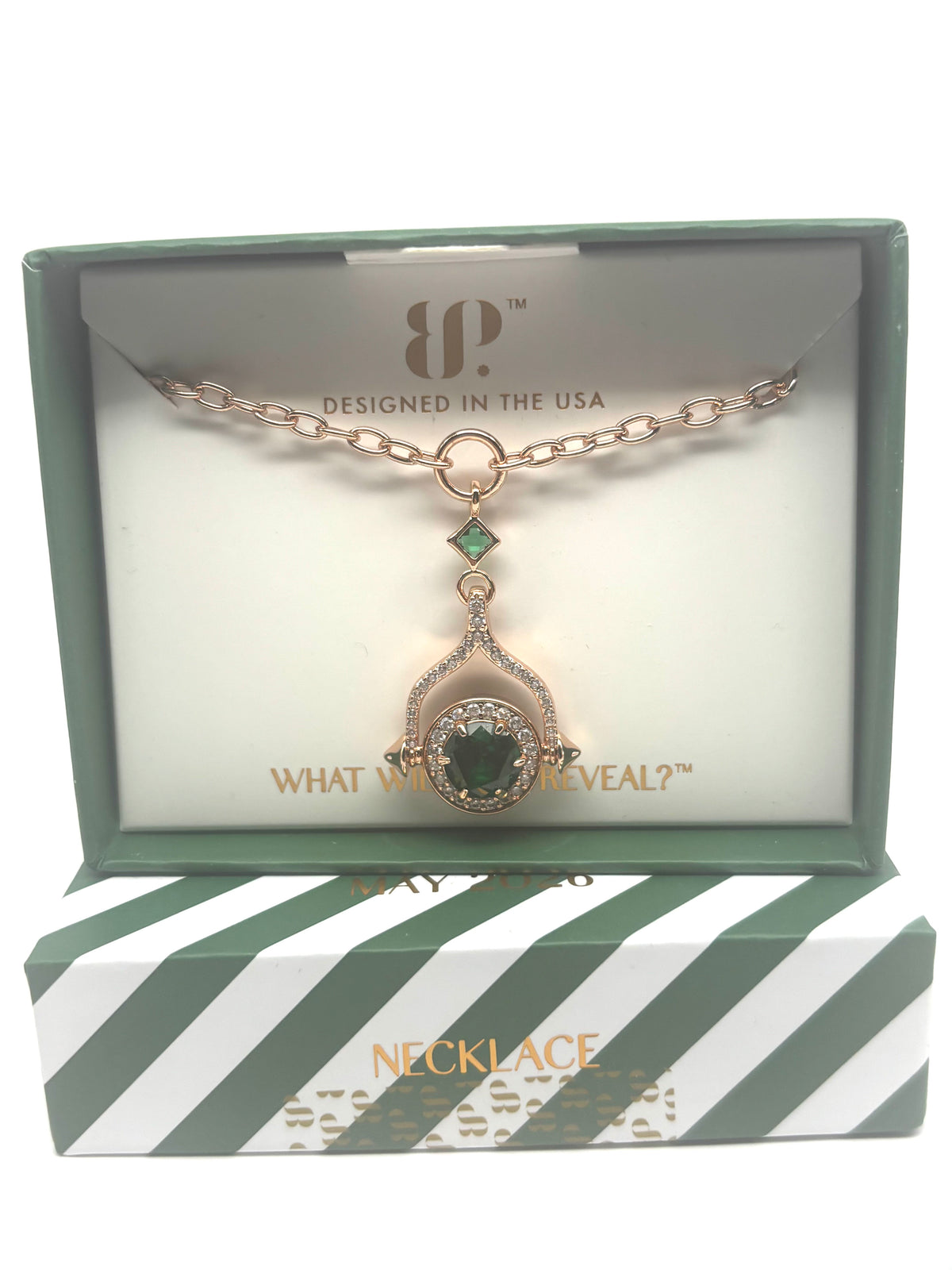 Multi Faceted Queen-NK47350