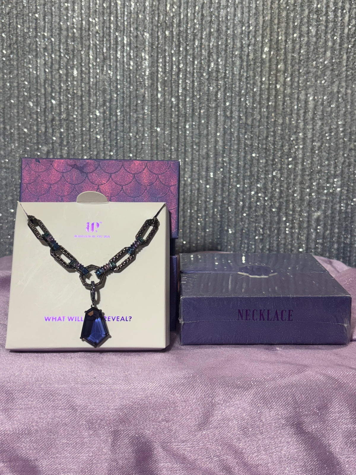 Siren Necklace - Surprise